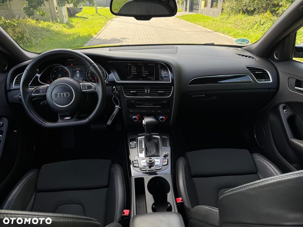 Audi A4 Avant 2.0 TDI Quattro Line S tronic - 9