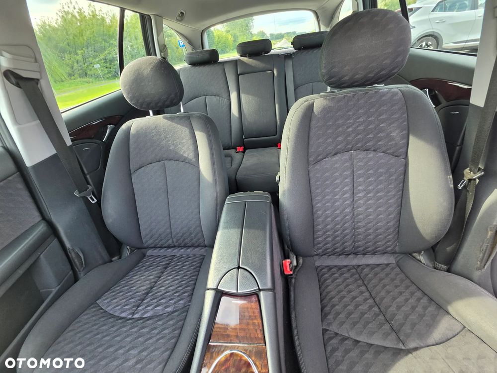 Mercedes-Benz Klasa E 320 CDI Classic DPF - 13