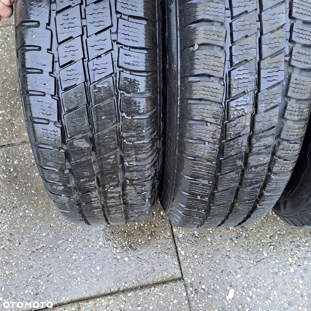 Volkswagen Transporter T4 komplet felg stalowych z oponami zima 195/70 R15C - 12
