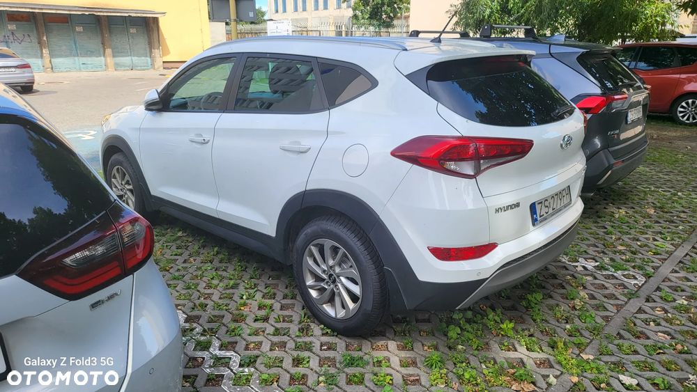 Hyundai Tucson 2.0 CRDI BlueDrive GO 2WD - 5