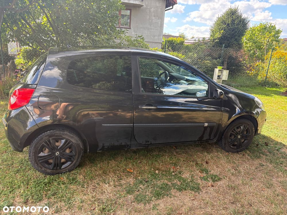 Renault Clio 1.2 16V Dynamique - 3