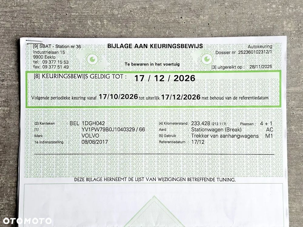 Volvo V90 D4 SCR Momentum Pro - 40