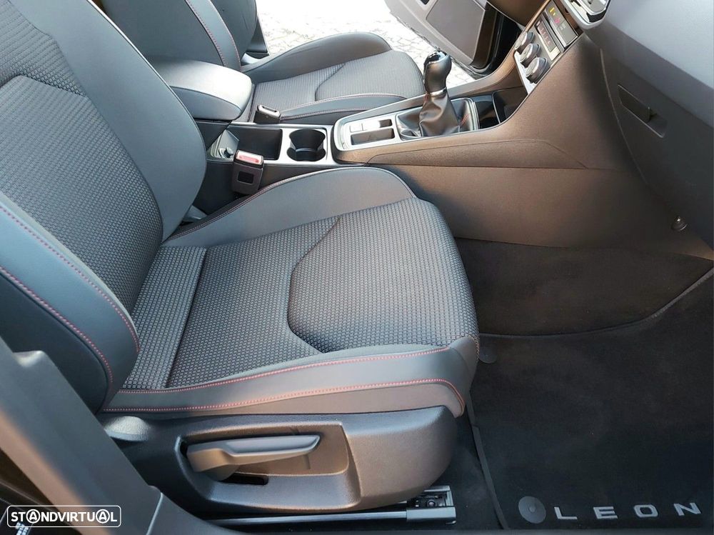 SEAT Ibiza 1.0 TSI FR - 24