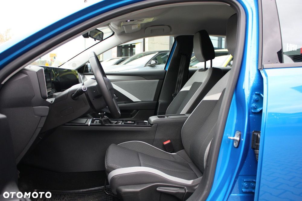 Opel Astra 1.2 T Edition S&S - 12