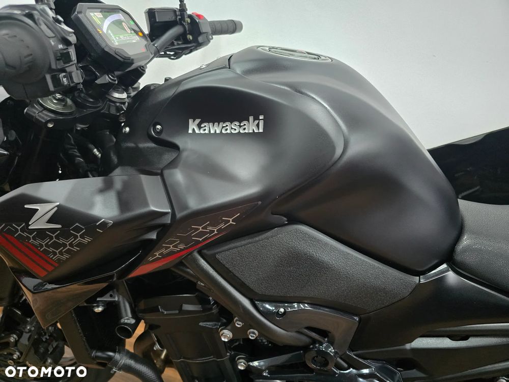 Kawasaki Z - 8