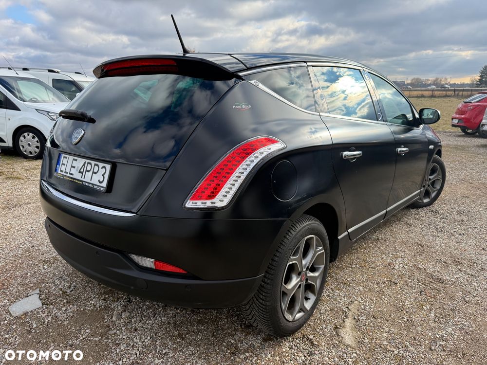 Lancia Delta 1.4 MultiAir16v Oro - 32