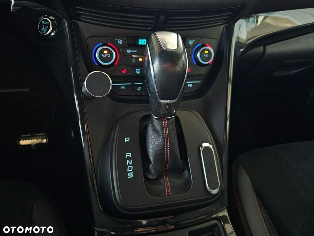 Ford Kuga - 29