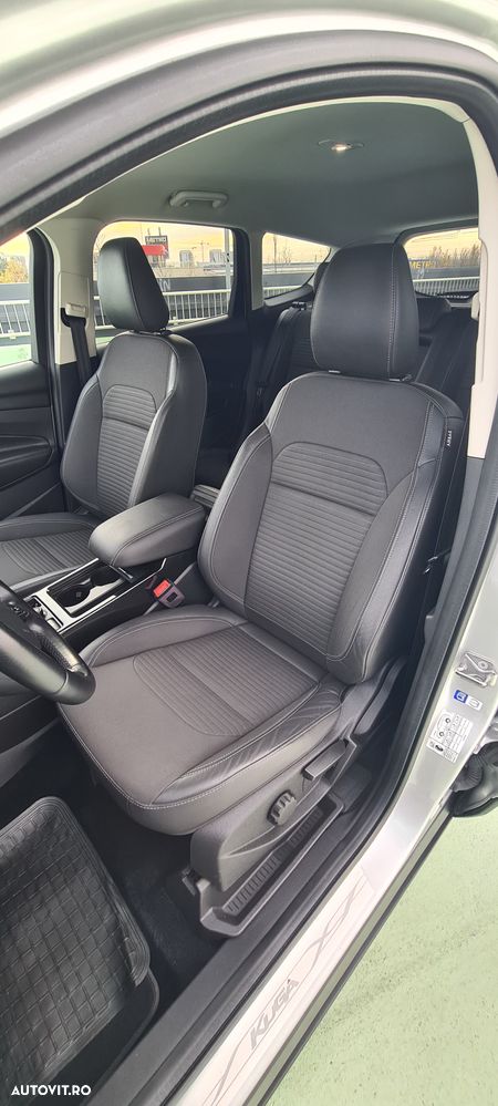 Ford Kuga 2.0 TDCi 2WD Titanium - 12