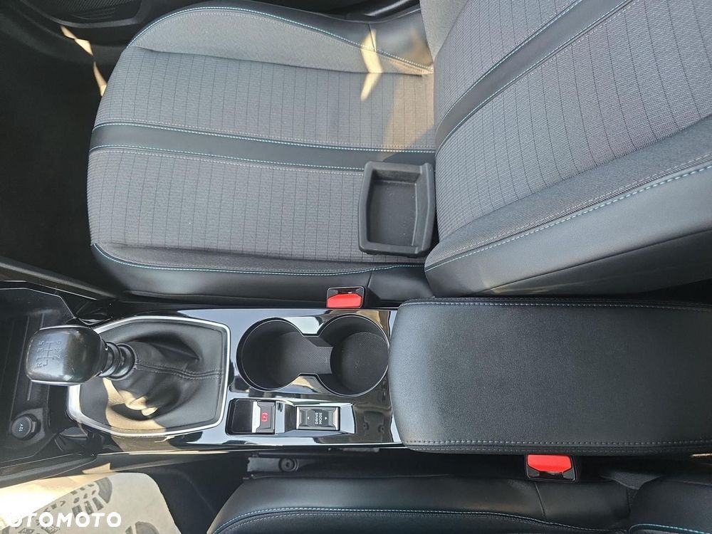 Peugeot 2008 1.5 BlueHDi Allure S&S - 15