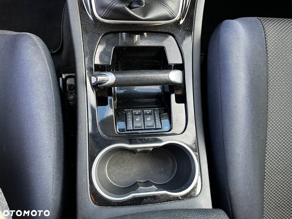 Ford S-Max 2.0 Titanium - 28