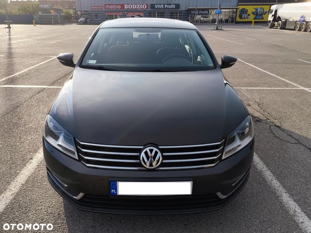 Volkswagen Passat 2.0 TDI Trendline - 1