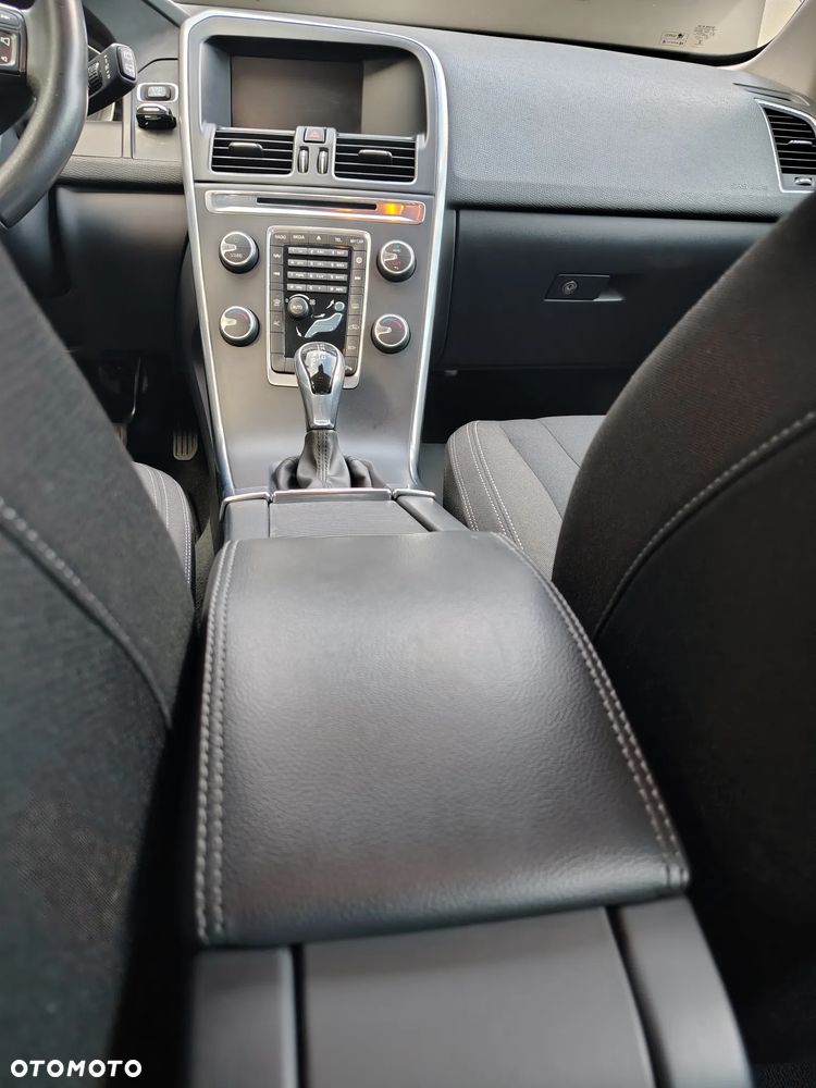 Volvo XC 60 D3 Drive-E Kinetic - 12