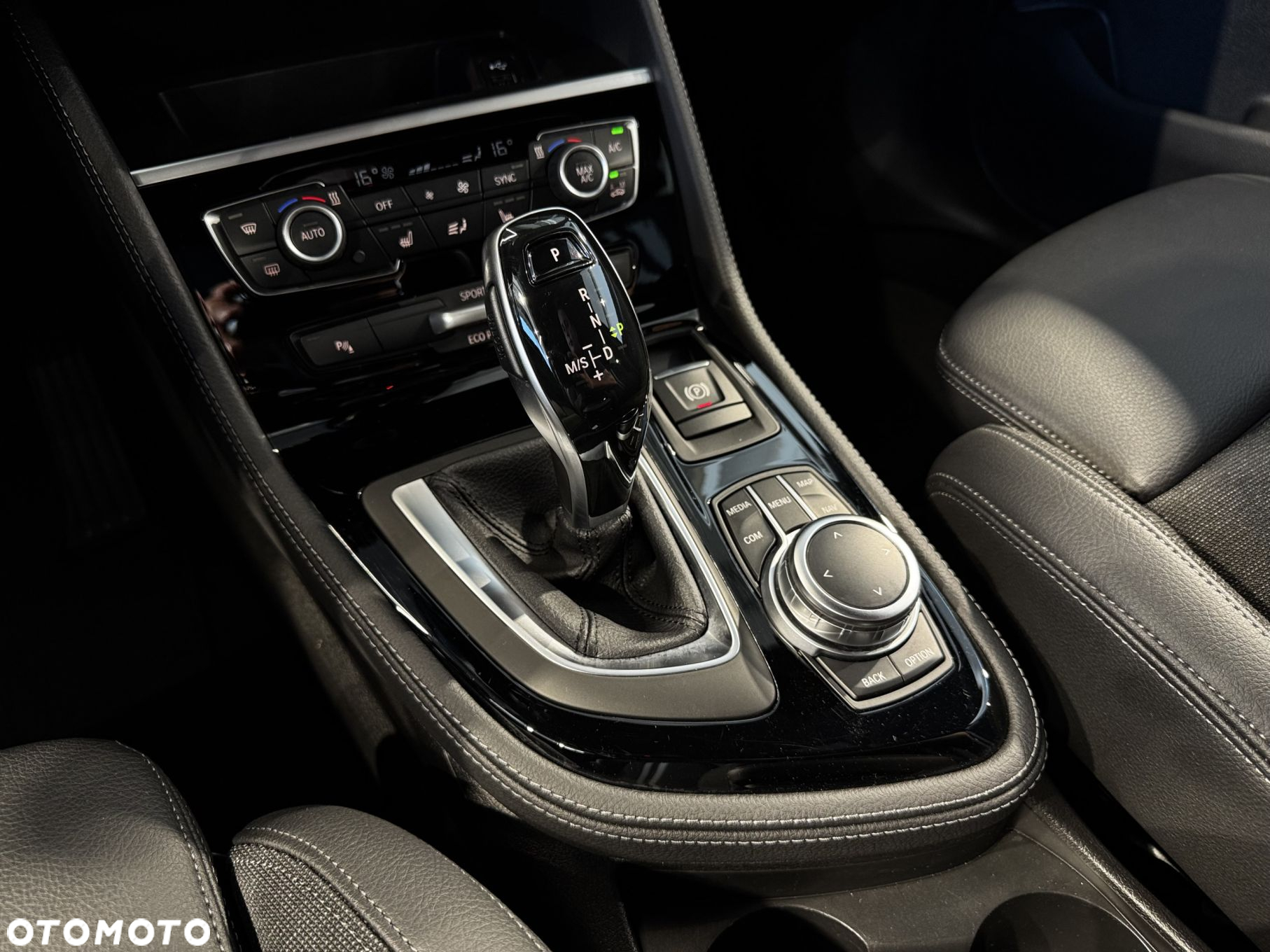 BMW Seria 2 - 26