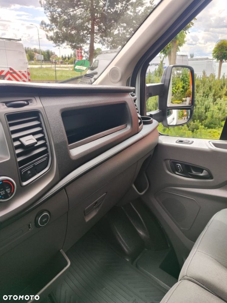 Ford Transit - 18