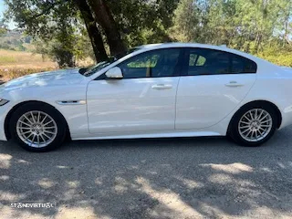 Jaguar XE 2.0 D R-Sport - 9