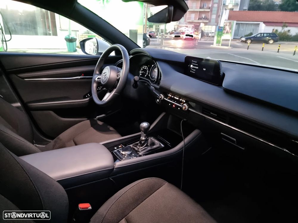 Mazda 3 Hatchback 2.0 Sky-X Evo.P.i-Act.+P.S. - 8