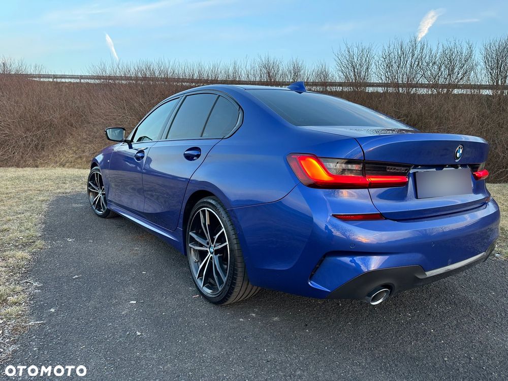 BMW Seria 3 320d xDrive M Sport Shadow sport - 11