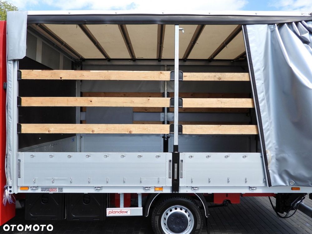 Renault MASTER PLANDEKA WINDA 8 PALET WEBASTO TEMPOMAT LEDY PNEUMATYKA KLIMATYZACJA  165KM - 25