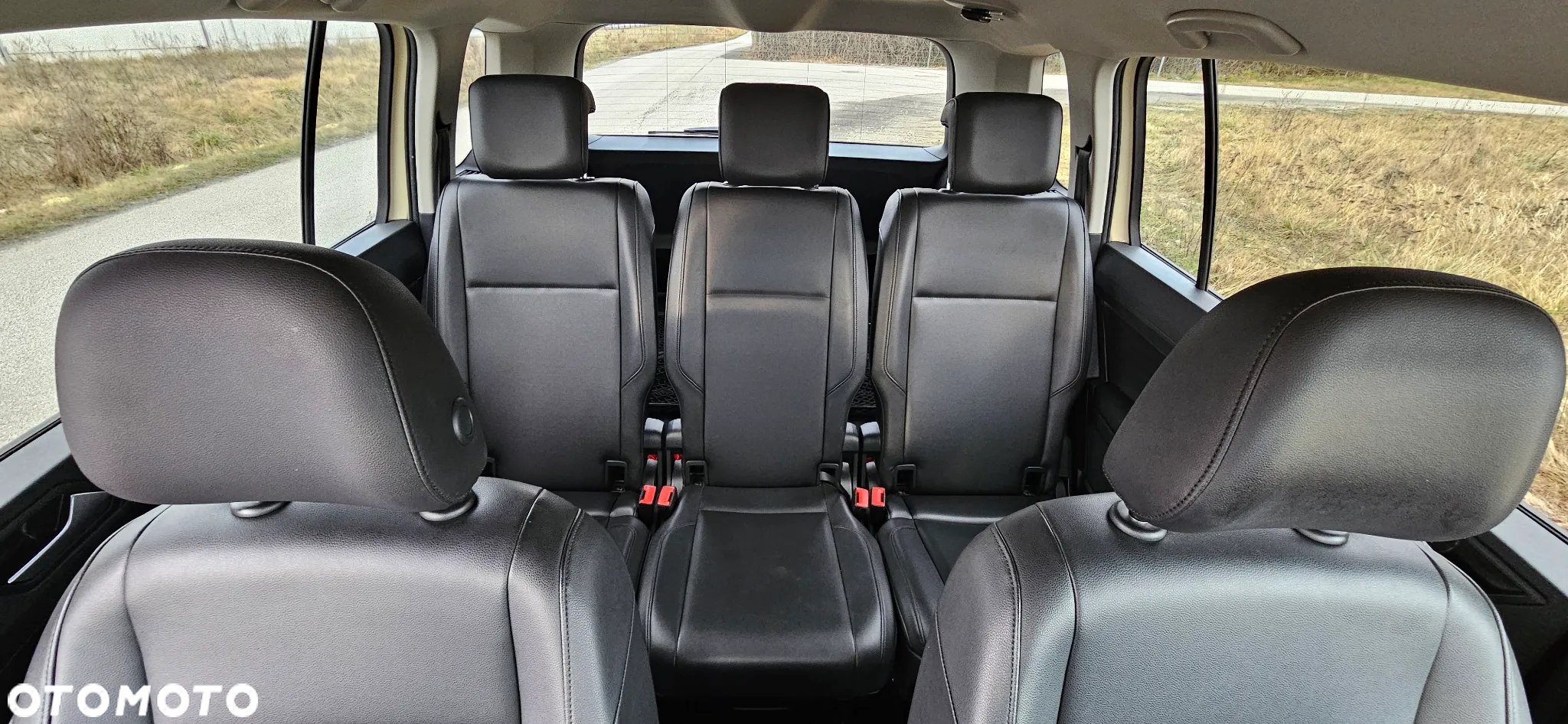 Volkswagen Touran 2.0 TDI SCR DSG UNITED - 15