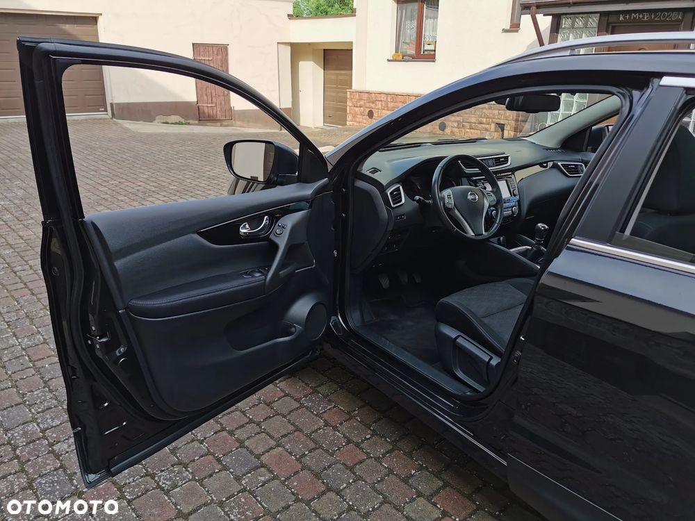 Nissan Qashqai 1.6 DIG-T N-Connecta - 9