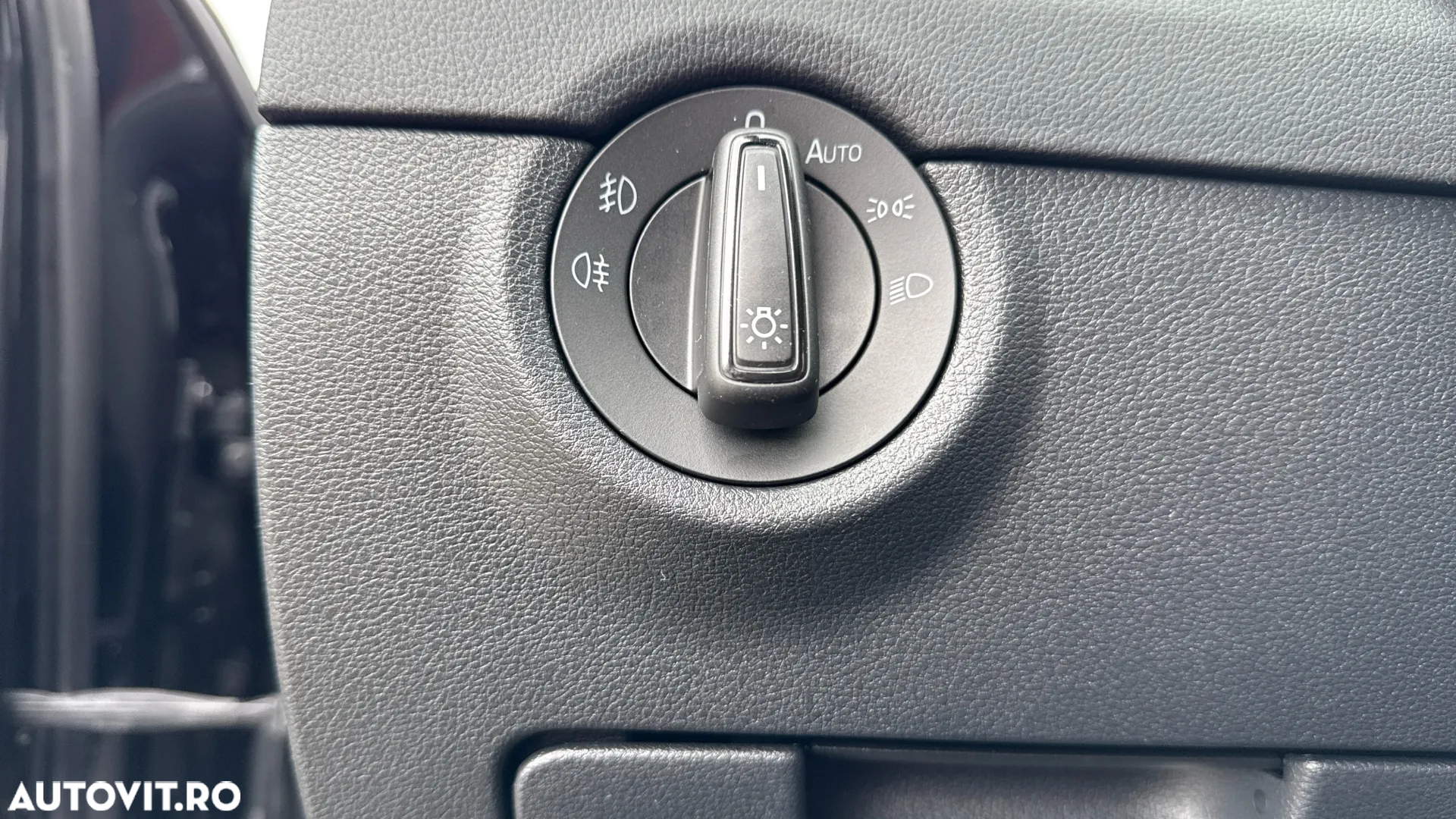 Skoda Octavia Combi Diesel 1.6 TDI Style - 27