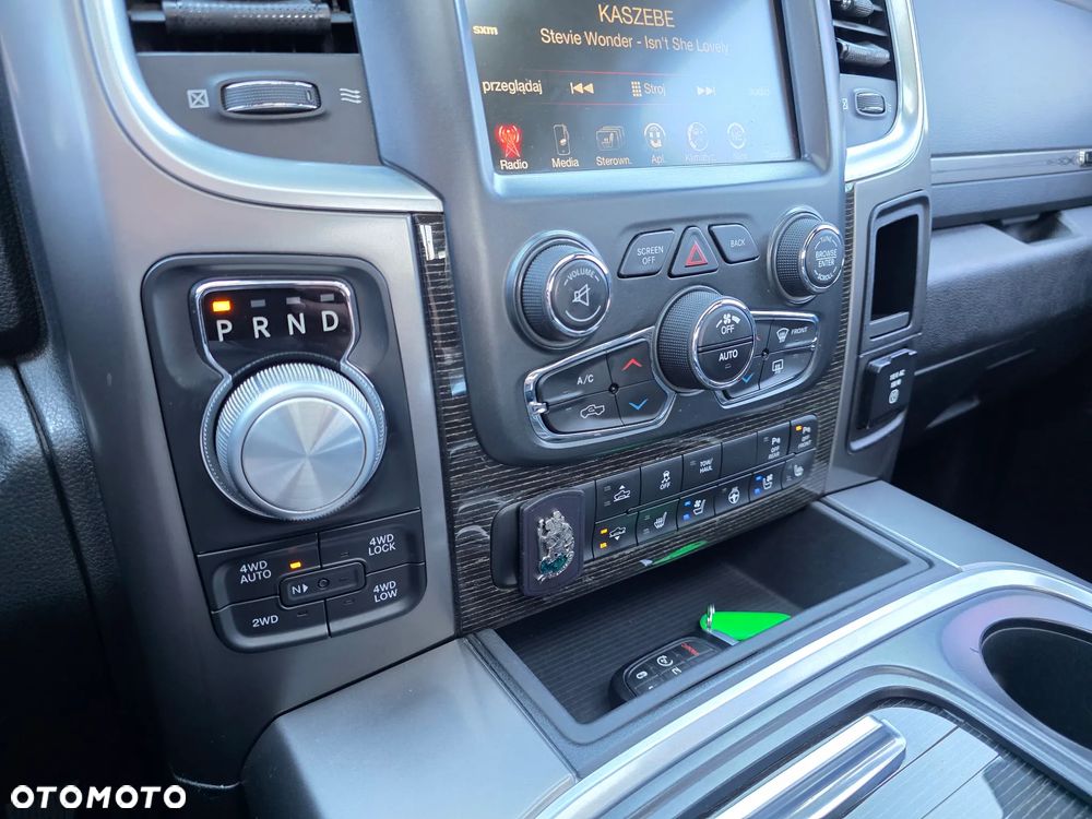 RAM 1500 - 16