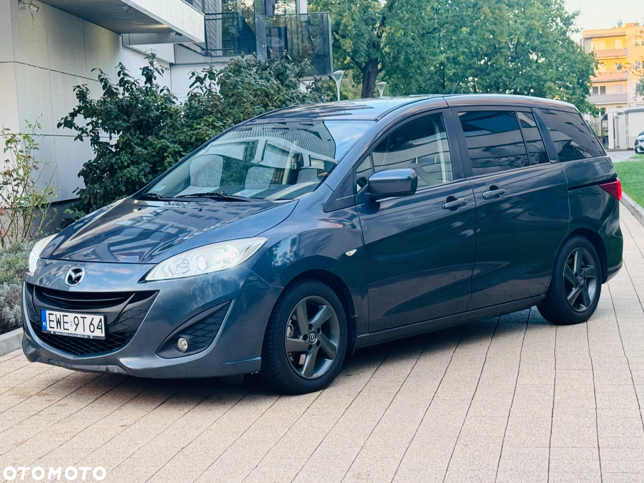 Mazda 5 - 5