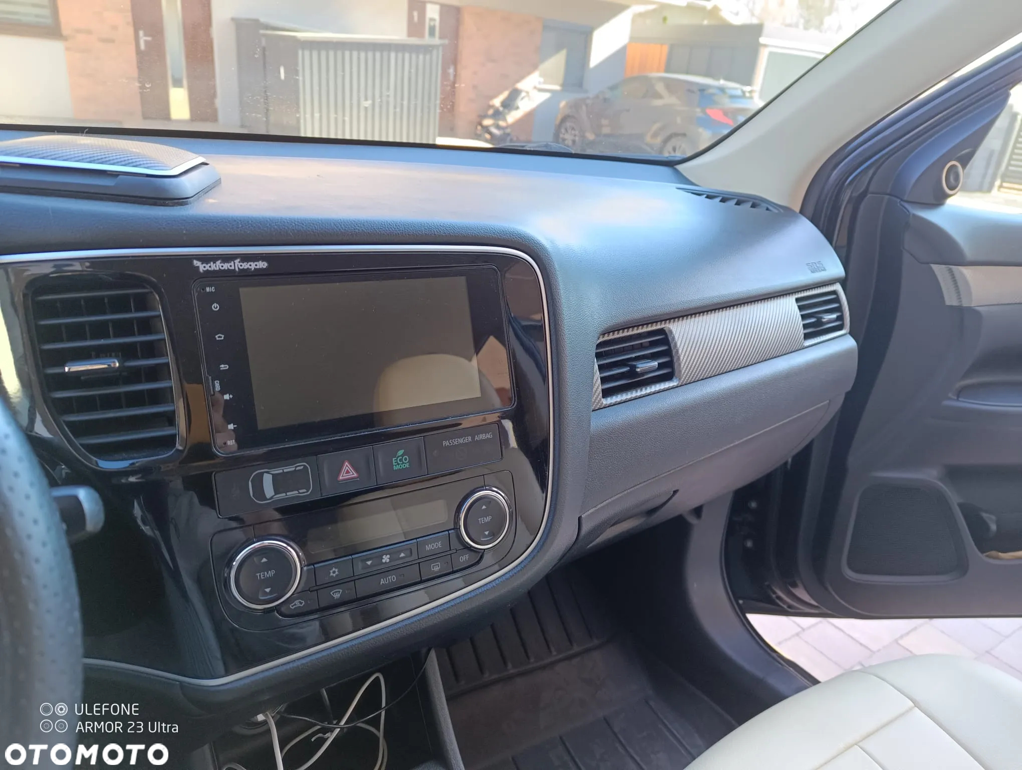 Mitsubishi Outlander 2.0 Intense 4WD CVT - 16