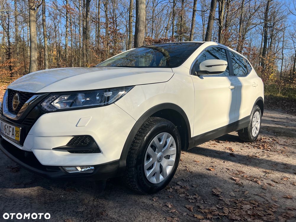 Nissan Qashqai - 1