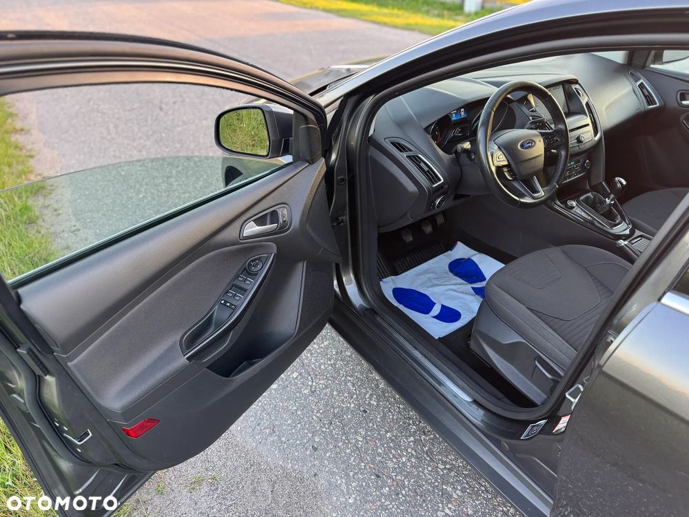 Ford Focus 2.0 TDCi SYNC Edition ASS - 28