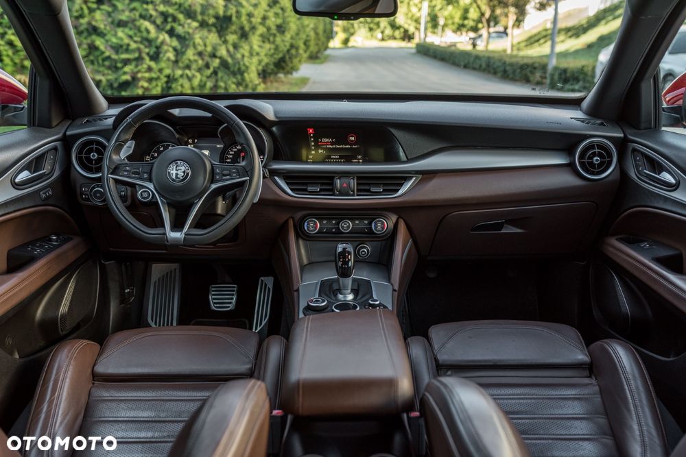 Alfa Romeo Stelvio 2.0 Turbo TI Q4 - 16
