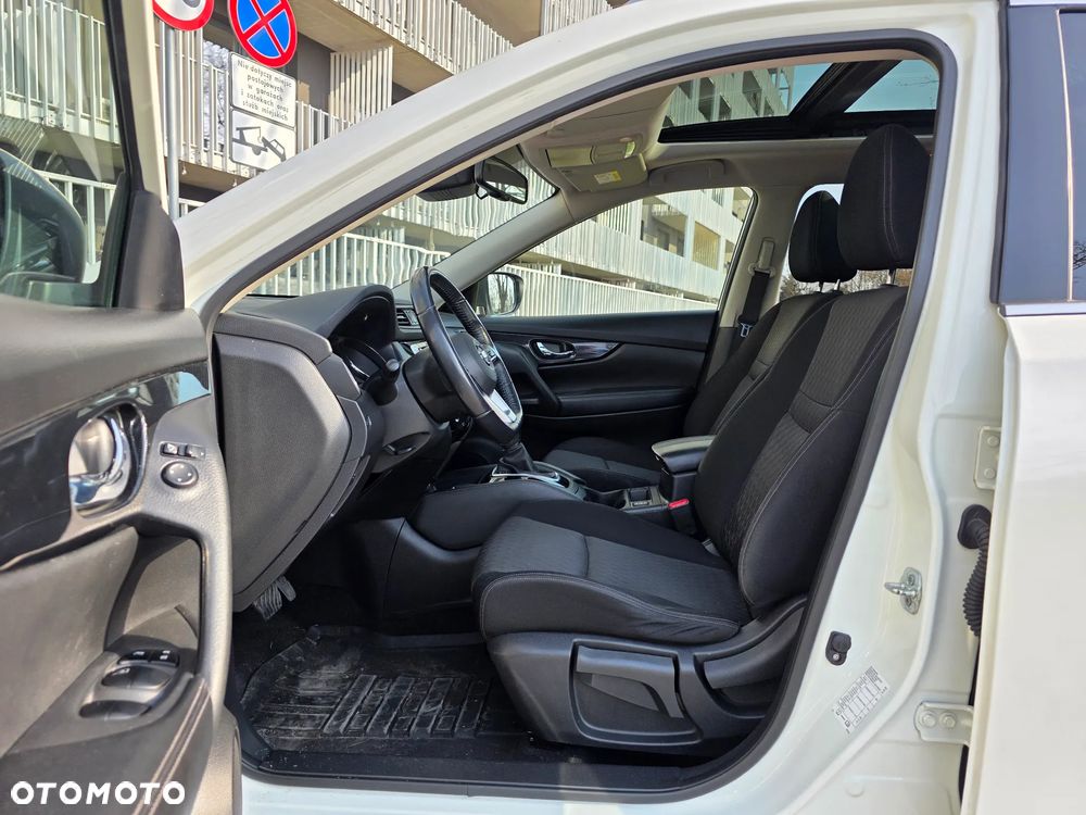 Nissan X-Trail 1.3 DIG-T N-Connecta 2WD DCT - 4