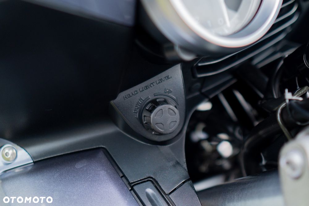 Yamaha FJR - 26