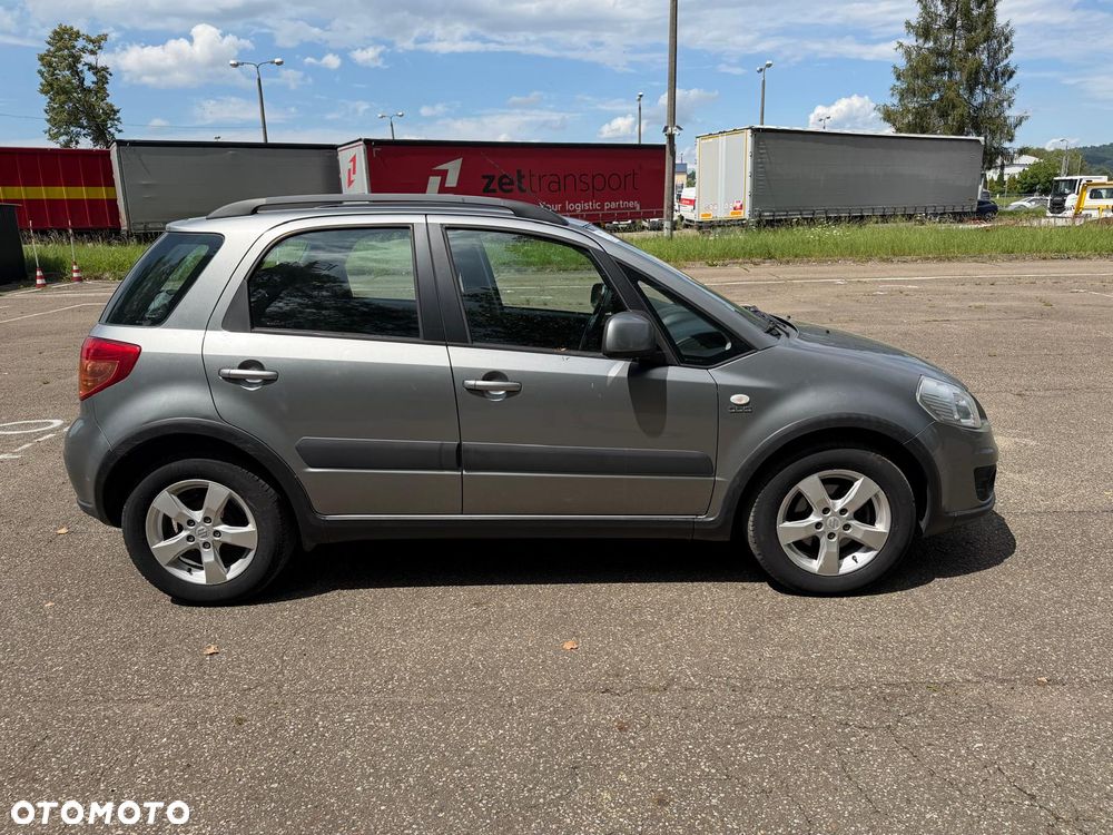 Suzuki SX4 1.6 DDiS Comfort - 5