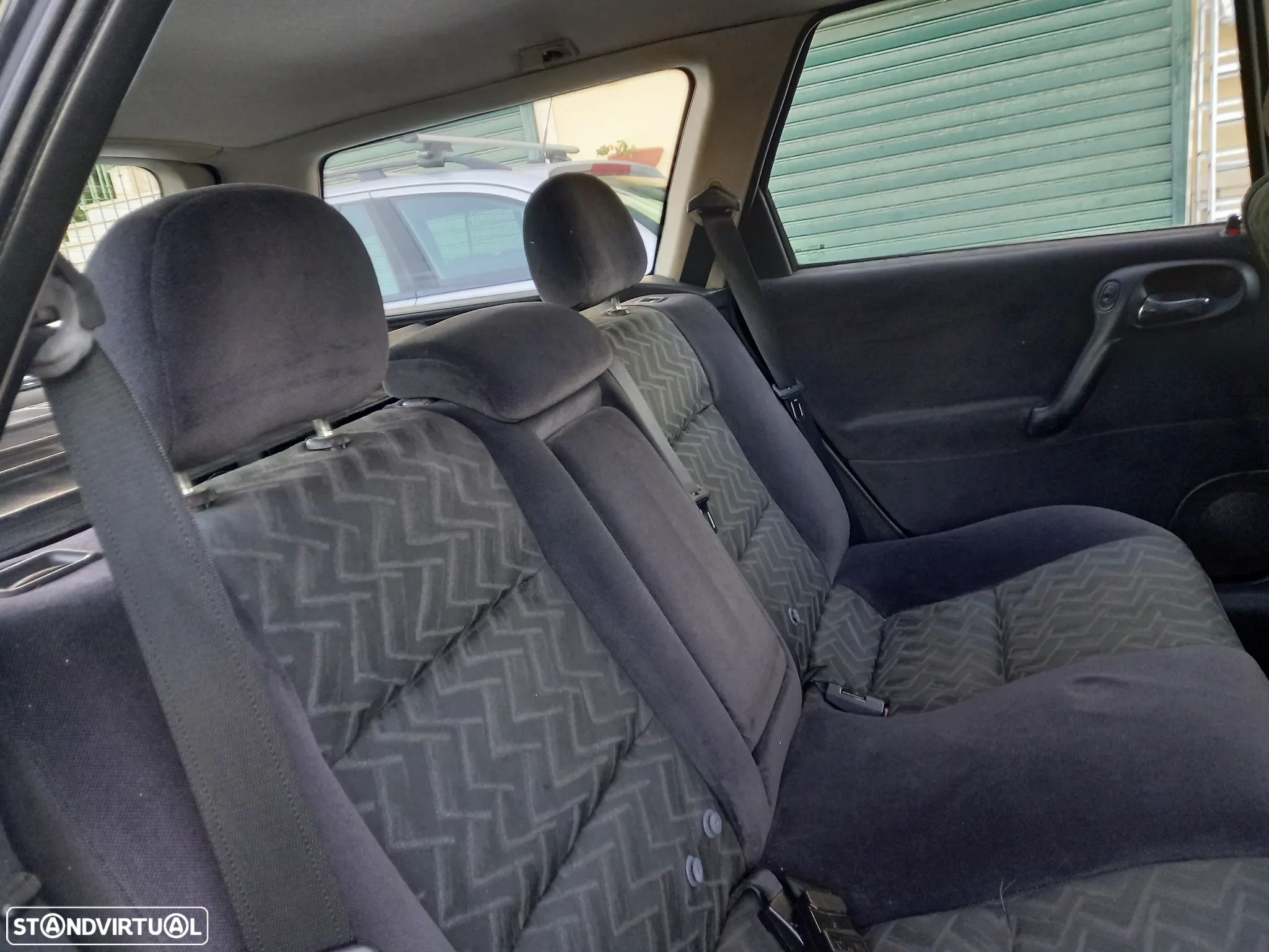 Opel Vectra Caravan 2.0 DTi Sport - 21
