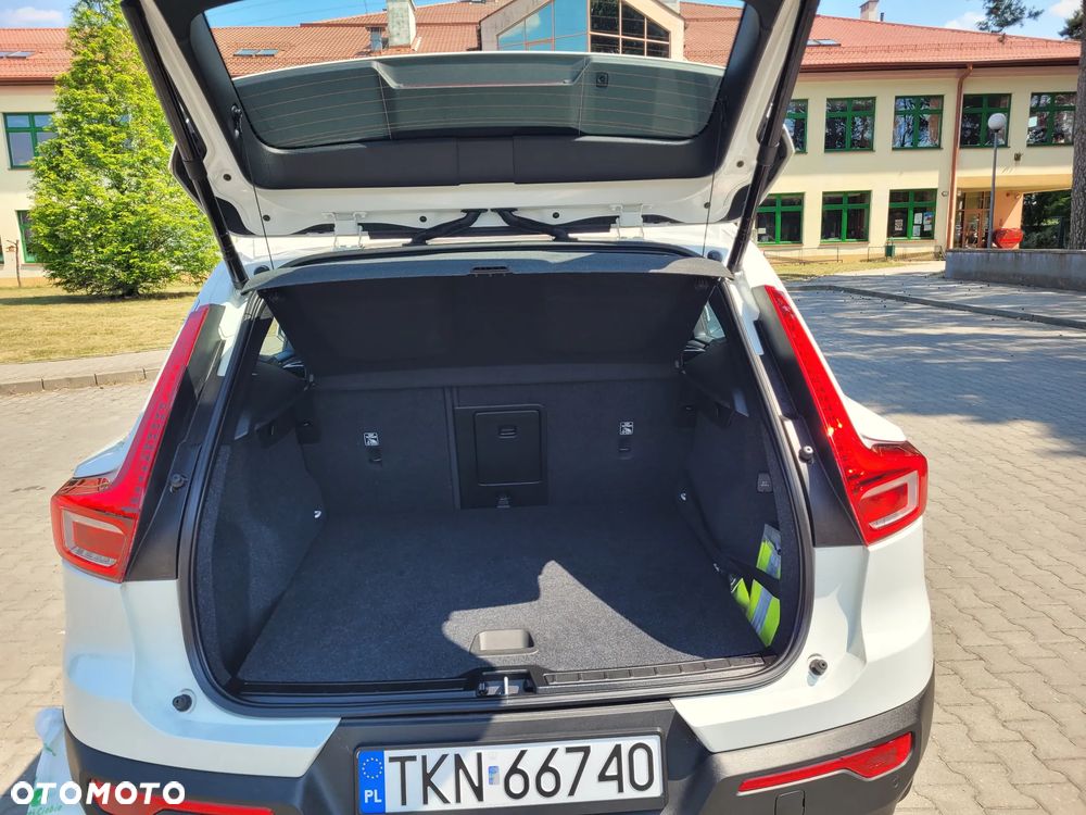 Volvo XC 40 T2 Momentum - 17