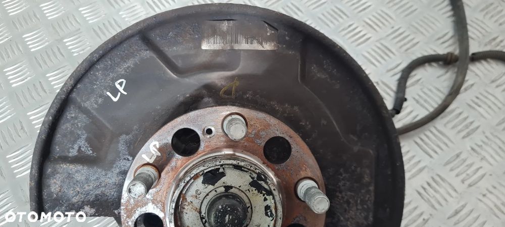 Ssangyong Actyon Sports II Zwrotnica Piasta Lewa Prawa Przód - 6