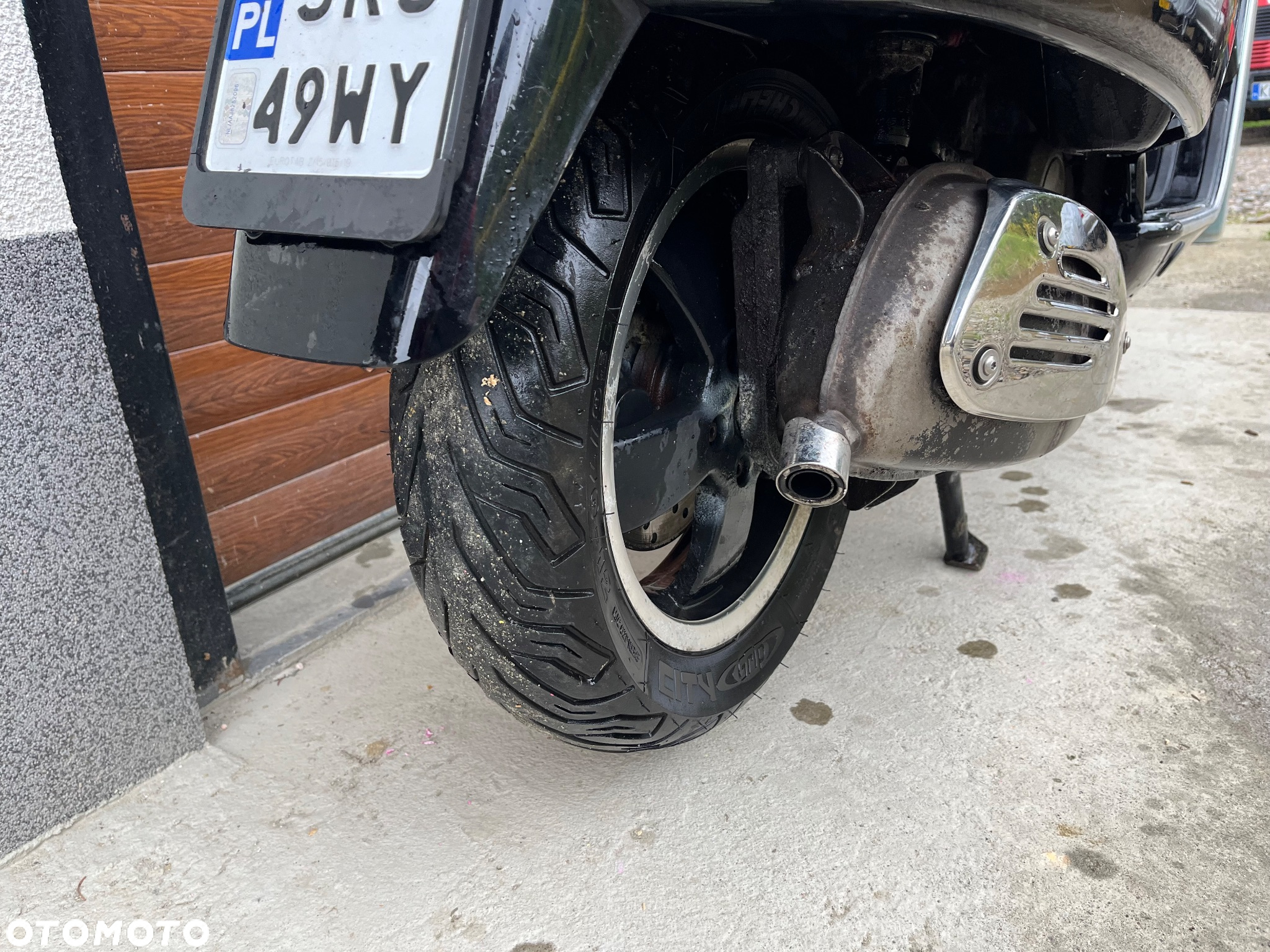 Vespa GTS - 8