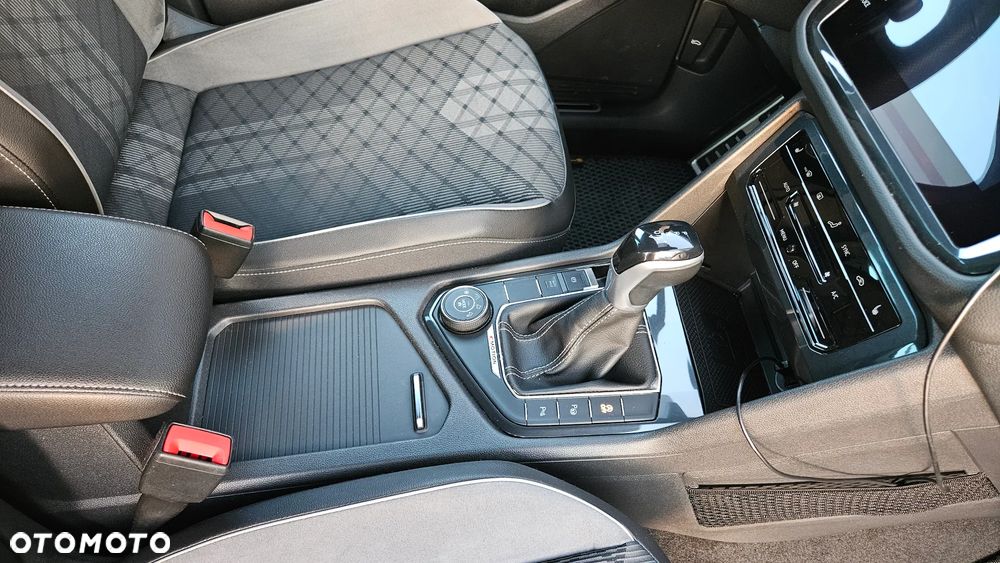 Volkswagen Tiguan 2.0 TDI SCR 4Mot R-Line DSG - 8