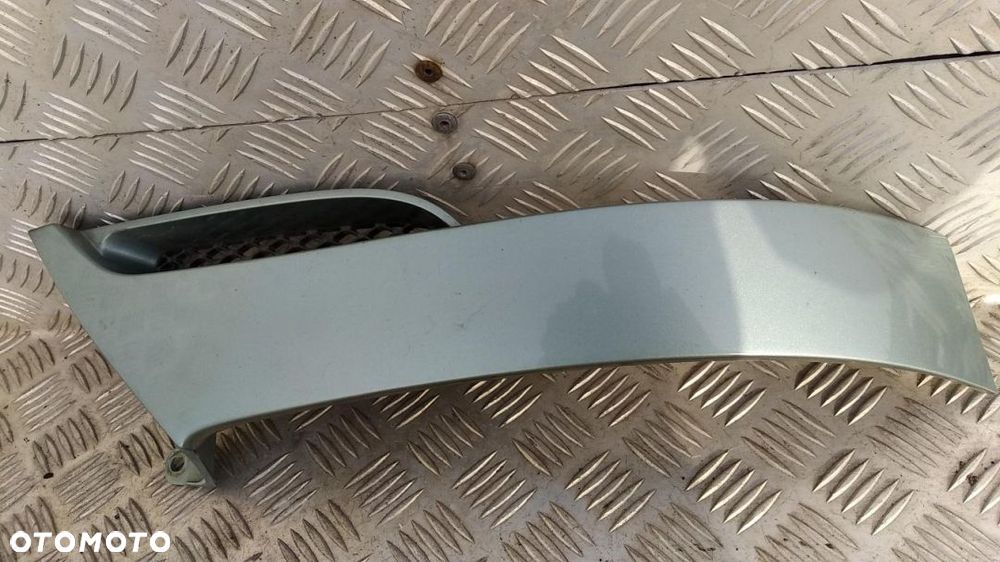 LISTWA POD PRAWĄ LEWĄ LAMPĘ TACUMA REZZO LIFT - 1