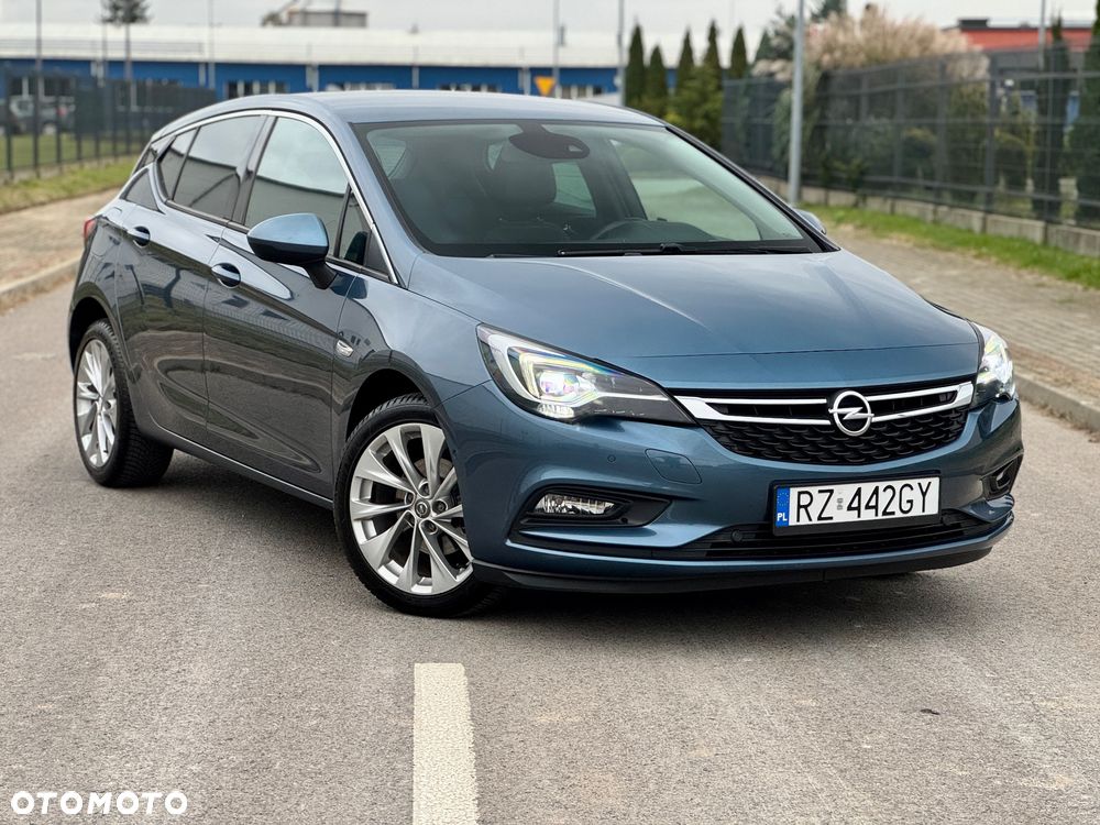 Opel Astra 1.4 Turbo Innovation - 11