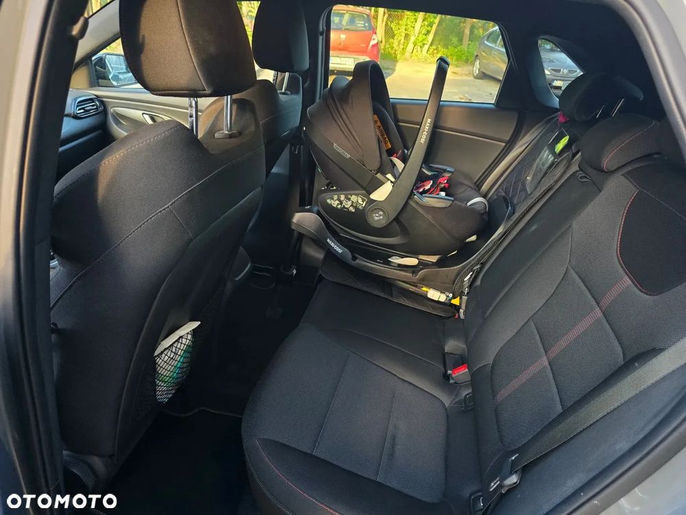 Hyundai i30 1.5 T-GDI 48V Executive - 10