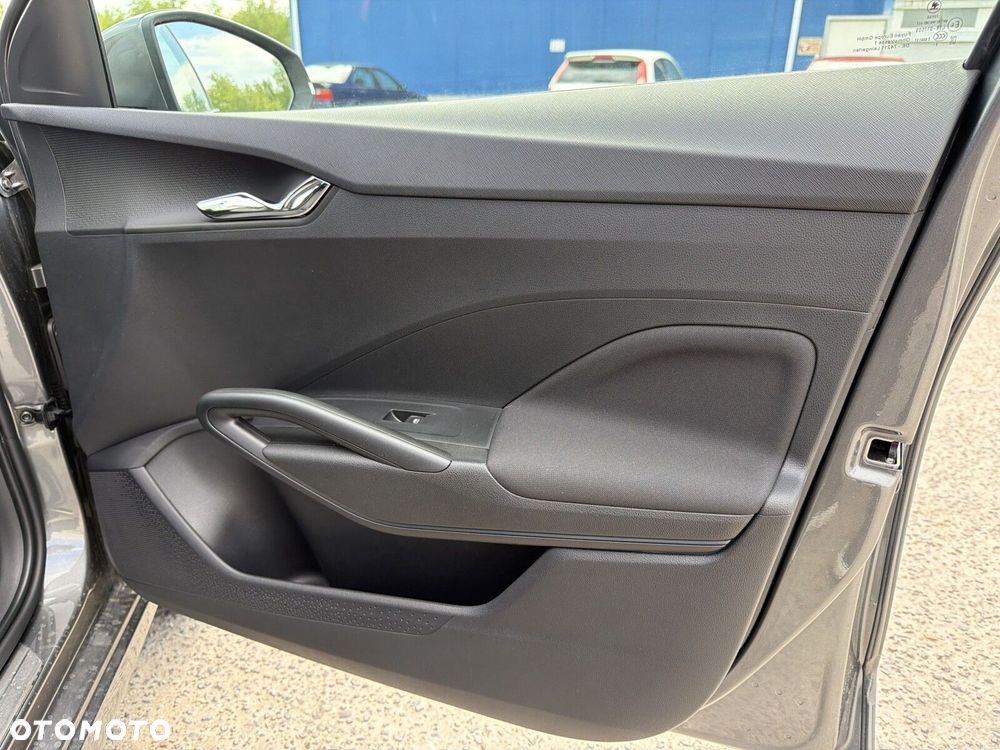 Skoda Fabia 1.0 TSI Drive DSG - 17