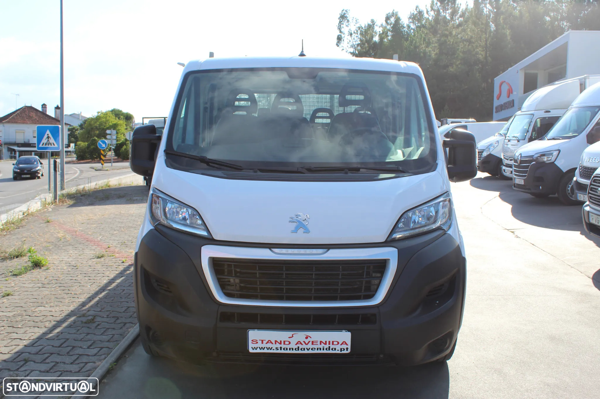 Peugeot Boxer 2.2 BlueHdi CAB/DUPLA // 2022 - 2