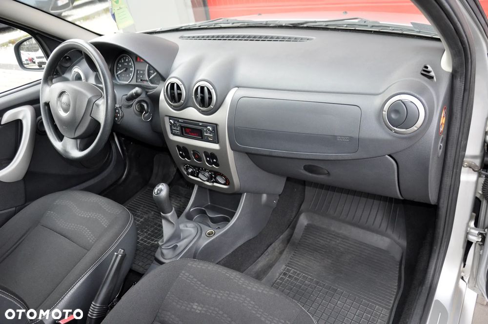 Dacia Sandero Stepway 1.6 - 33