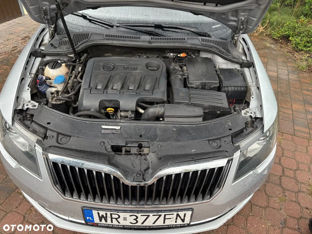 Skoda Superb 2.0 TDI Ambition - 15