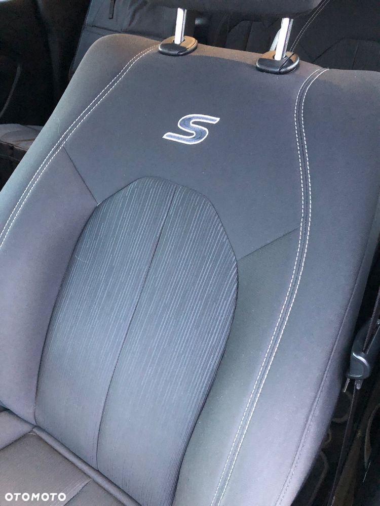 Chrysler Pacifica - 9