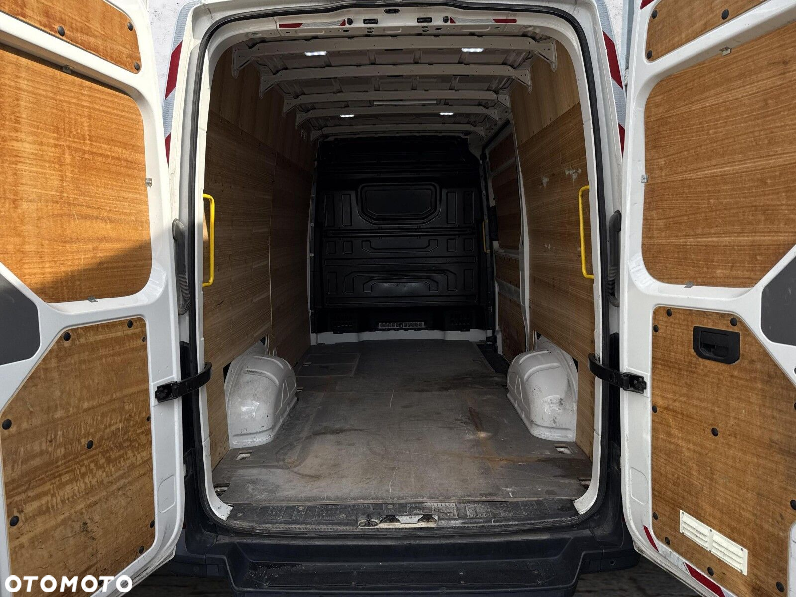 Volkswagen Crafter 35 TDI - 27
