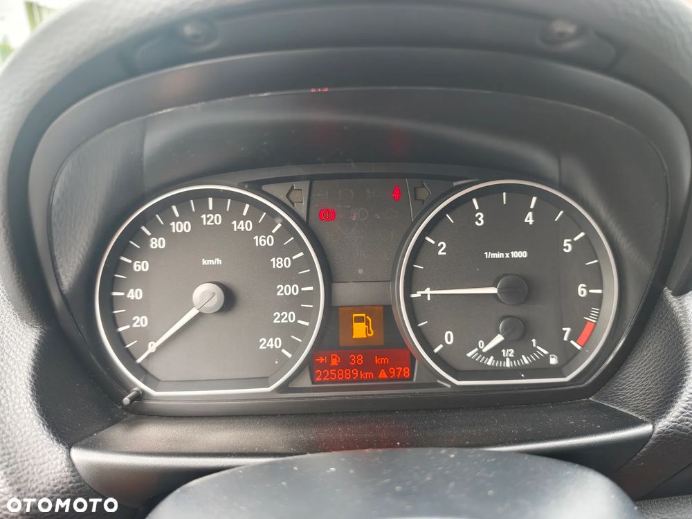 BMW Seria 1 118i - 17