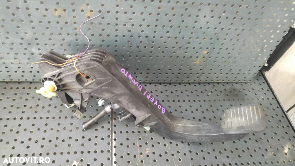 Pedala ambreiaj 2.3 d fiat ducato 250 2582501056 - 1
